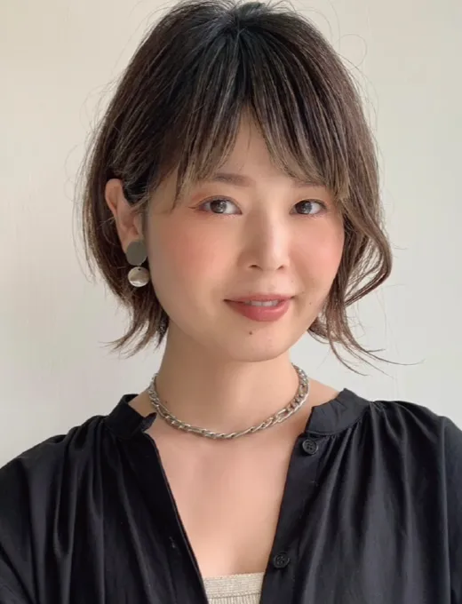 HAIR MAKE âge 中村 真央