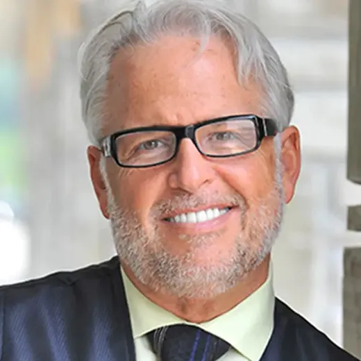 FRANK GAMBUZZA（フランク・ガンブッザ）